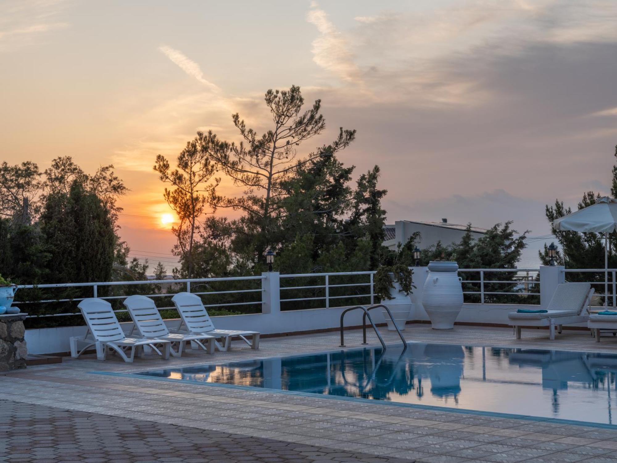 Aegean Apartments Hersonissos  Exterior photo